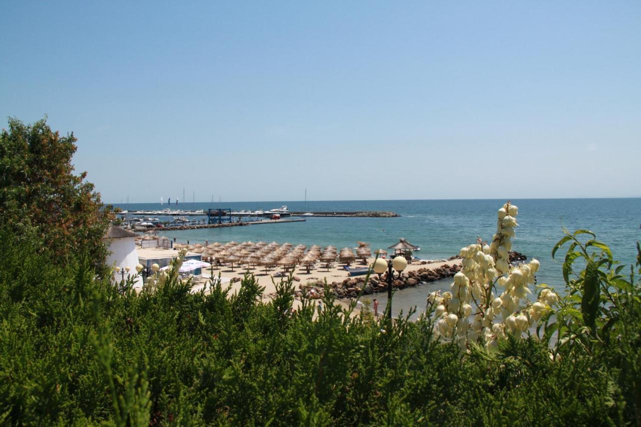 Bademite Apartments Sveti Vlas Extérieur photo